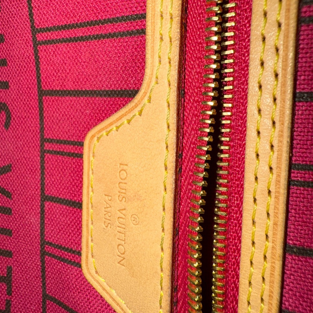 Louis Vuitton Neverfull GM with rose lining - Picture 11 of 15
